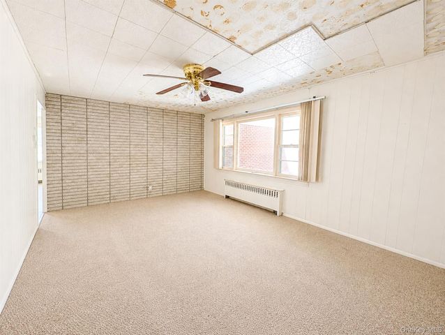 28 Jonas Boulevard, Centereach, NY 11720
