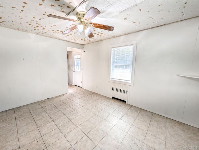 28 Jonas Boulevard, Centereach, NY 11720