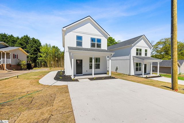 205 Wildwood Drive, Greer, SC 29651