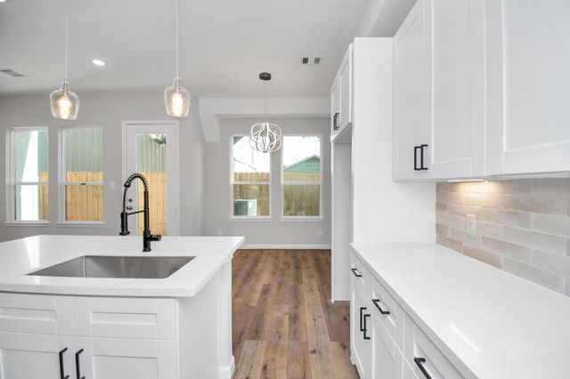 2349 Hoskins Drive, Houston, TX 77080