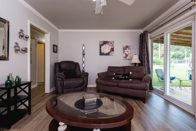 9914 Brooks Lane, Little Rock, AR 72205