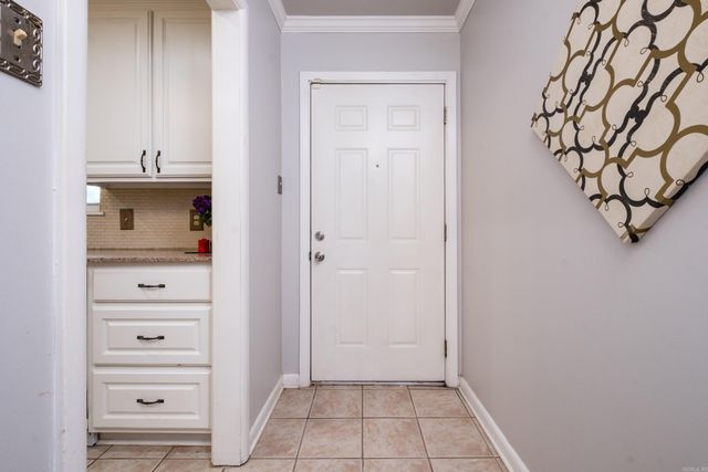 9914 Brooks Lane, Little Rock, AR 72205
