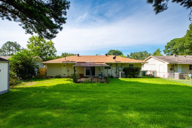 9914 Brooks Lane, Little Rock, AR 72205