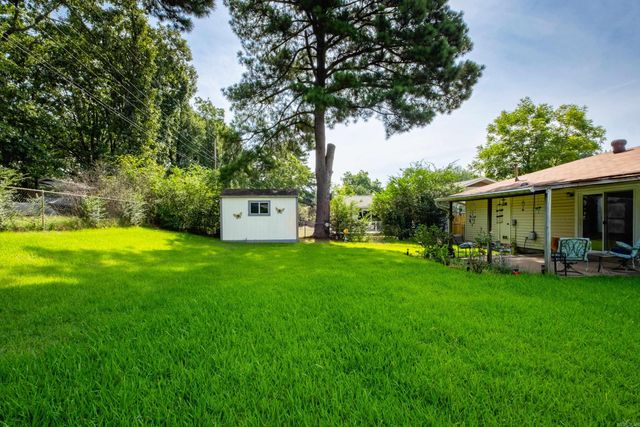 9914 Brooks Lane, Little Rock, AR 72205