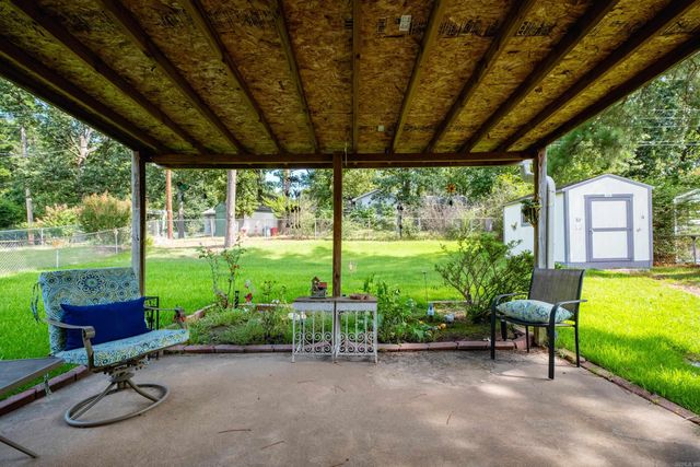 9914 Brooks Lane, Little Rock, AR 72205
