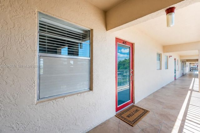 1020 Country Club Dr 405, Margate, FL 33063