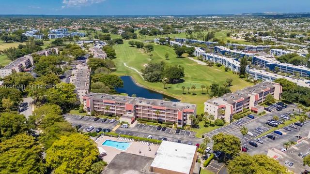 1020 Country Club Dr 405, Margate, FL 33063