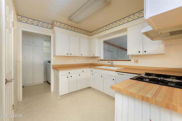 1118 Patton Street, Carson City, NV 89703