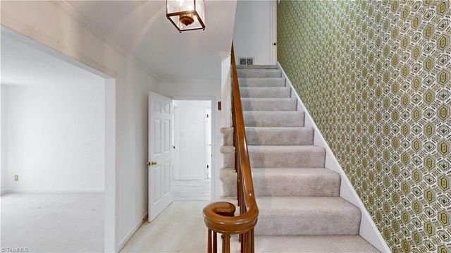 1711 Scarborough Road, High Point, NC 27265