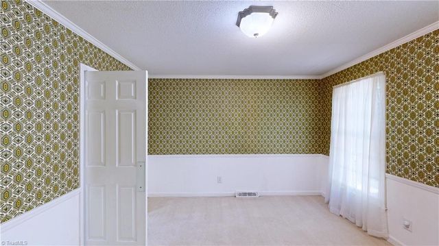 1711 Scarborough Road, High Point, NC 27265