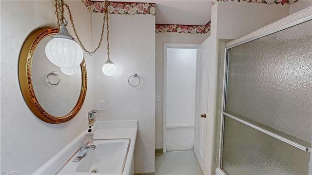 1711 Scarborough Road, High Point, NC 27265