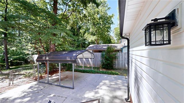 1711 Scarborough Road, High Point, NC 27265