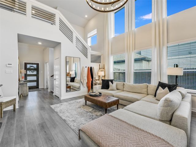 2912 Mindel ST, New Braunfels, TX 78130