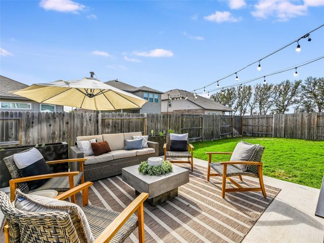 2912 Mindel ST, New Braunfels, TX 78130