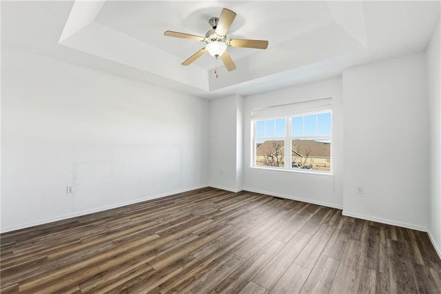 5221 Stonewood Drive, Eau Claire, WI 54703