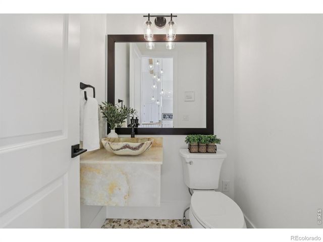 6689 Asher Court, Longmont, CO 80503