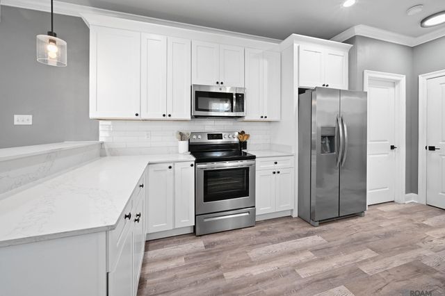 26309 Riverscape Dr, Springfield, LA 70462