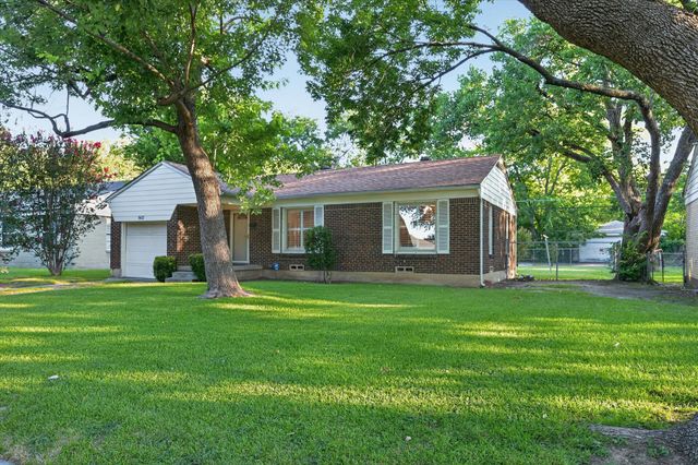 1613 Pat Drive, Dallas, TX 75228