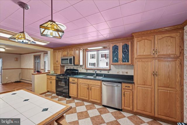 409 ROOSEVELT DR, Mahanoy City, PA 17948