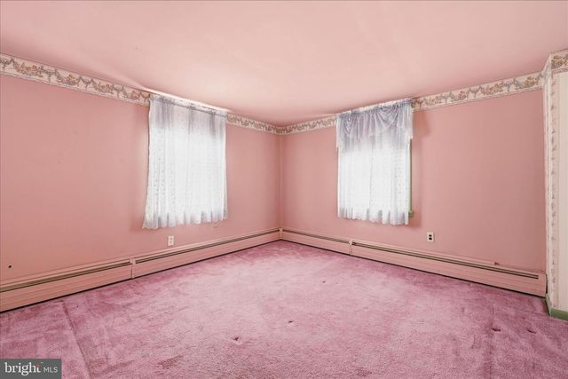 409 ROOSEVELT DR, Mahanoy City, PA 17948