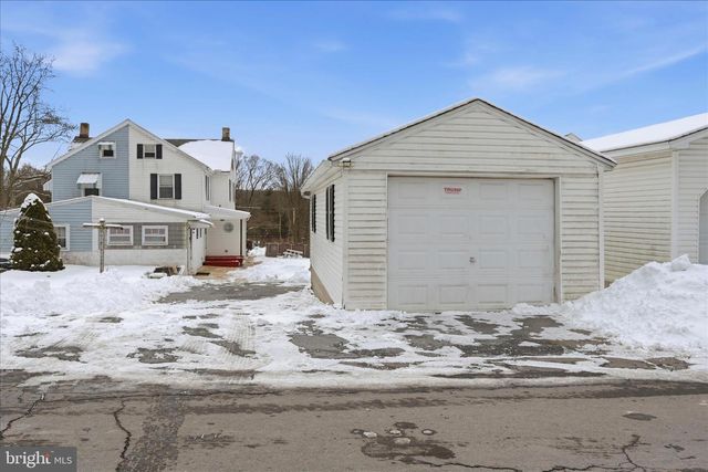 409 ROOSEVELT DR, Mahanoy City, PA 17948