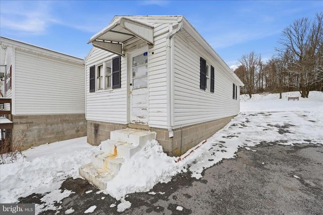 409 ROOSEVELT DR, Mahanoy City, PA 17948