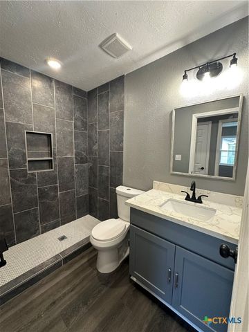 3105 Gayle Street, Victoria, TX 77901