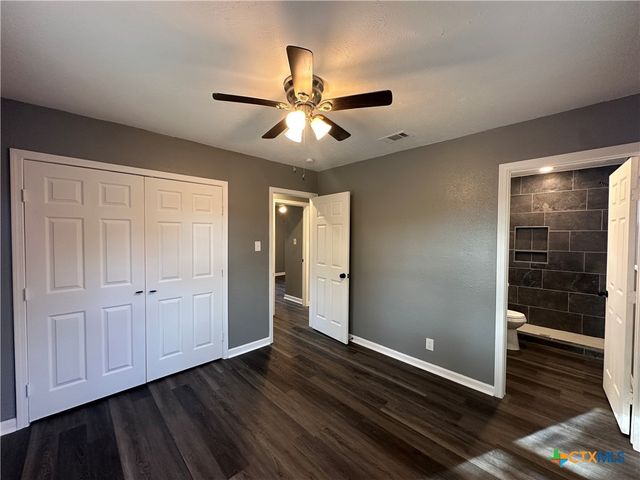 3105 Gayle Street, Victoria, TX 77901