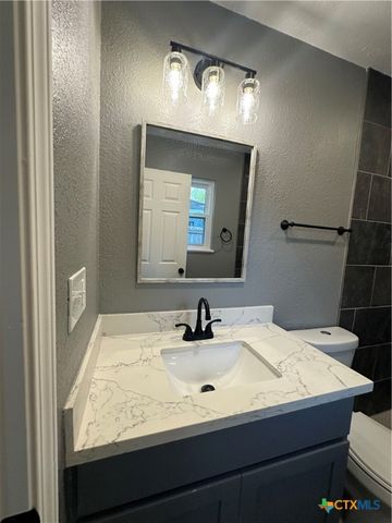 3105 Gayle Street, Victoria, TX 77901