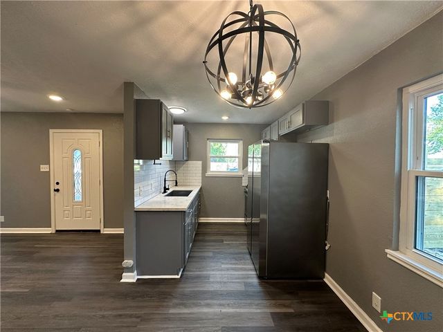 3105 Gayle Street, Victoria, TX 77901