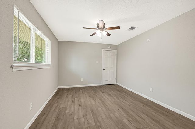 10411 Sagewillow Lane, Houston, TX 77089