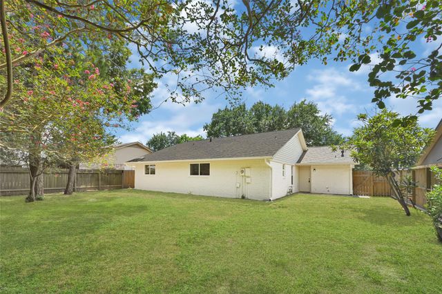 10411 Sagewillow Lane, Houston, TX 77089