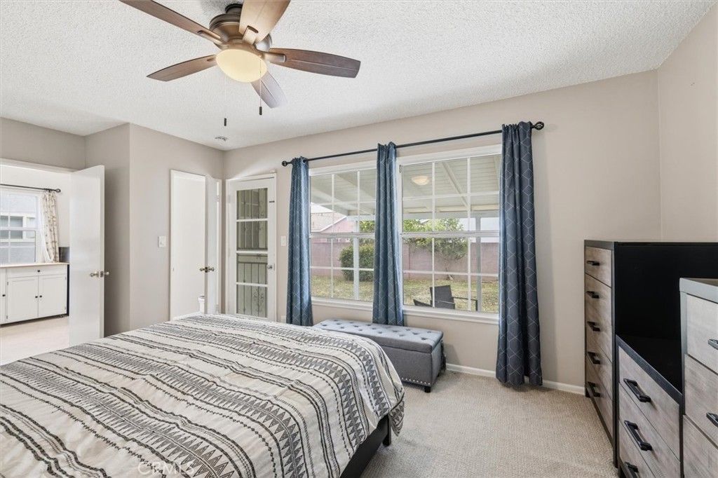 Image 11 of property listing at 412 W 229th, Carson, CA 90745