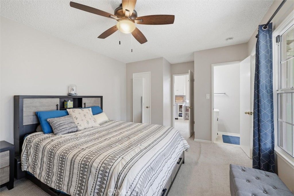 Image 12 of property listing at 412 W 229th, Carson, CA 90745