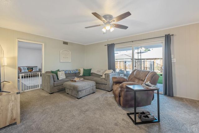 1310 E Sample Avenue, Fresno, CA 93710