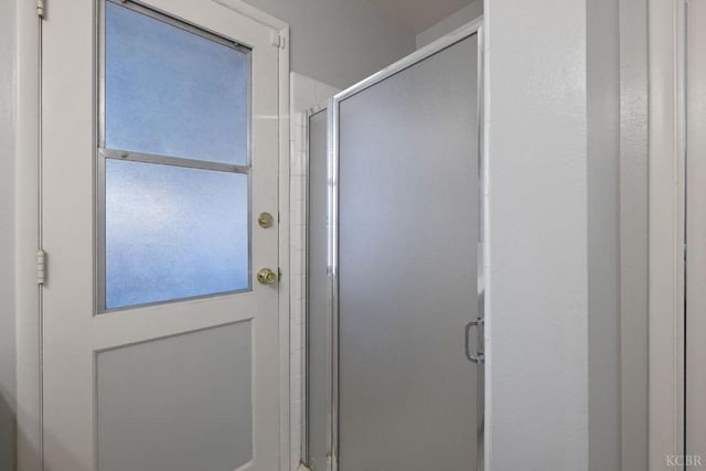 1310 E Sample Avenue, Fresno, CA 93710