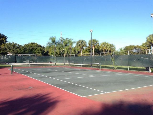 751 Cypress Lane L7, Deerfield Beach, FL 33064