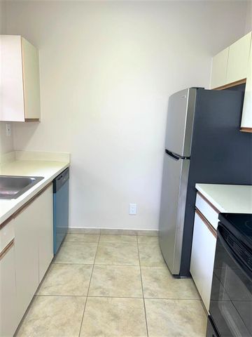 751 Cypress Lane L7, Deerfield Beach, FL 33064
