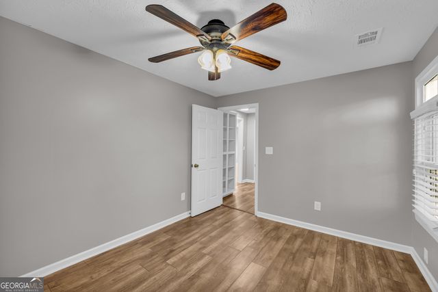 145 E Oak Street, Lawrenceville, GA 30046