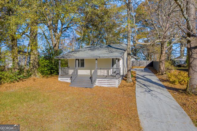 145 E Oak Street, Lawrenceville, GA 30046