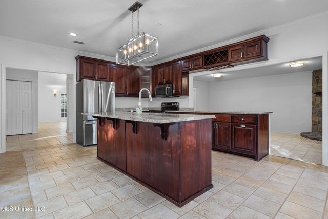 5808 Ridge Road, Ocean Springs, MS 39564