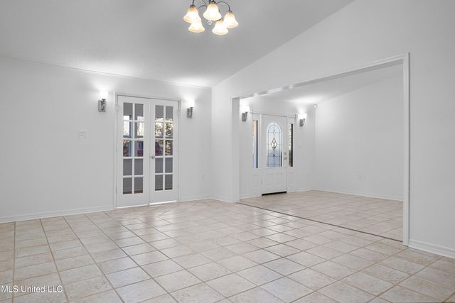 5808 Ridge Road, Ocean Springs, MS 39564