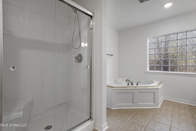 5808 Ridge Road, Ocean Springs, MS 39564