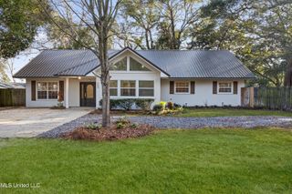 5808 Ridge Road, Ocean Springs, MS 39564