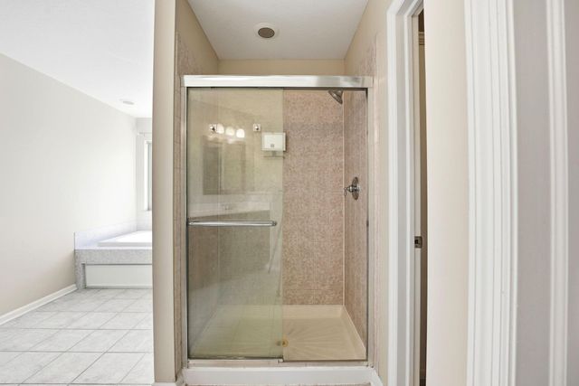 5748 Edgebrook Drive, Galena, OH 43021