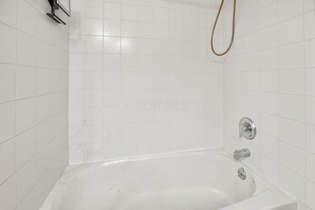 5748 Edgebrook Drive, Galena, OH 43021