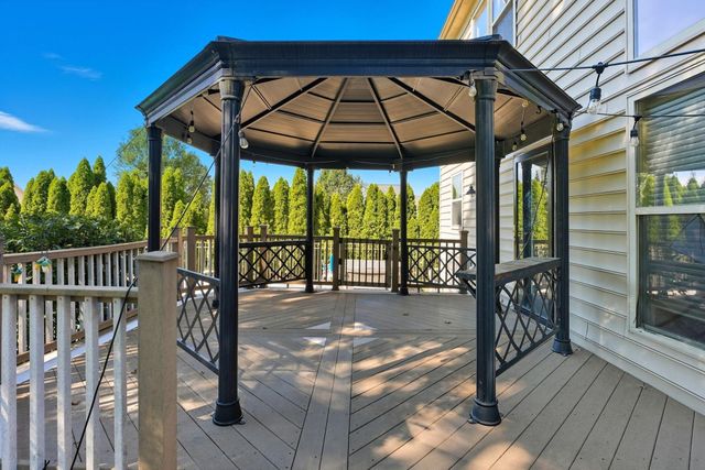 5748 Edgebrook Drive, Galena, OH 43021