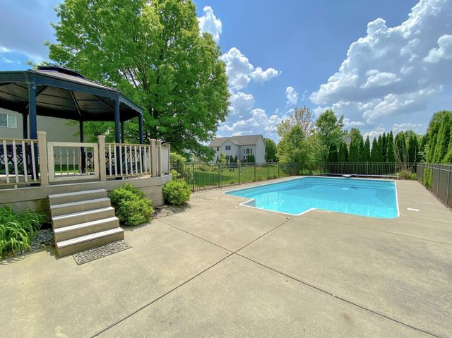 5748 Edgebrook Drive, Galena, OH 43021