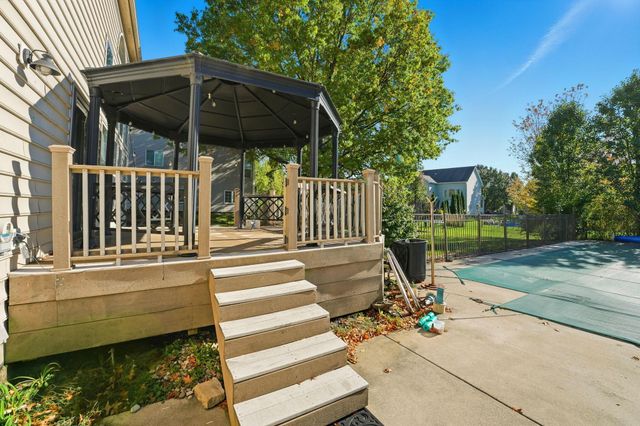 5748 Edgebrook Drive, Galena, OH 43021