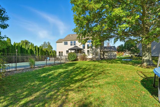 5748 Edgebrook Drive, Galena, OH 43021